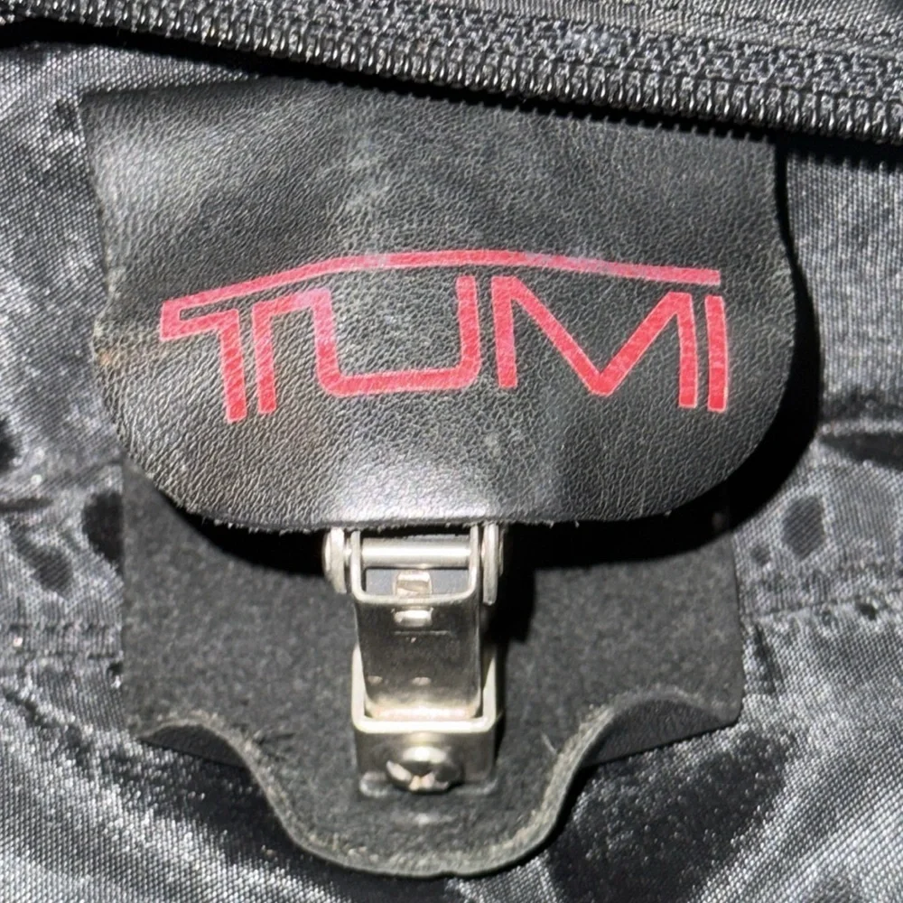 TUMI Vintage Black Leather Garment/ Suit Tri Fold Expandable Travel Bag